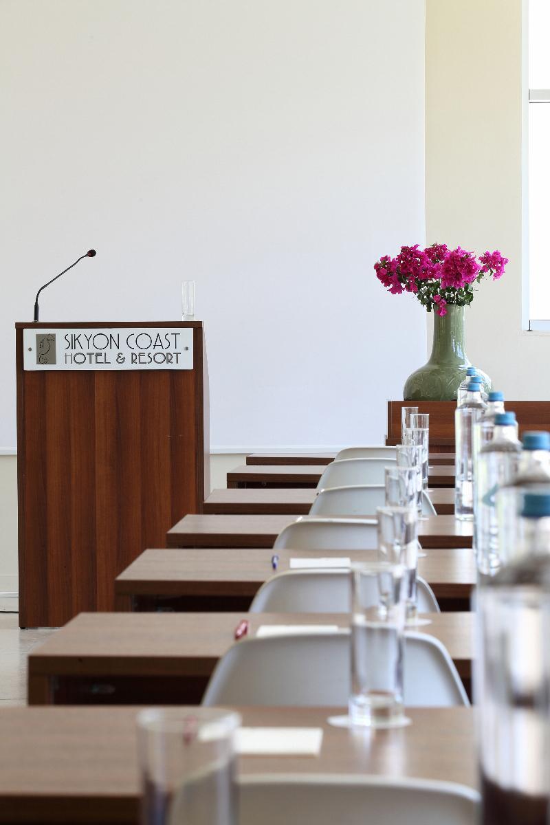 Sikyon Coast Hotel And Resort Ксилокастрон Екстериор снимка